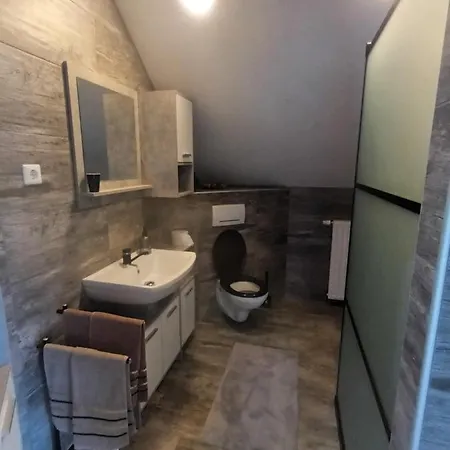 Pika Apartament *