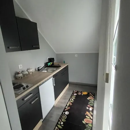 Apartament Pika *